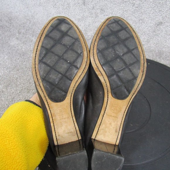 Chanel Heels Womens Size 38.5 Eu 8 Us  Black Leather Stretch Spirt Heels - Picture 9 of 10